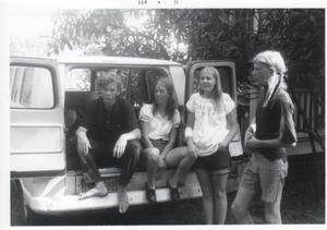 image qogbus71.jpg 